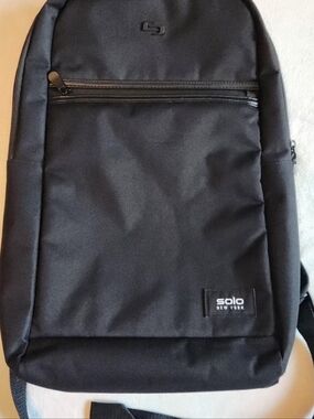 Tech Solo New York Minimal Laptop Backpack | Black Carry-All 🎒